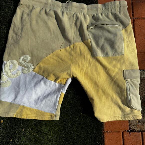 Men's 4XL Cream & Yellow Cookies Shorts - Picture 3 of 3